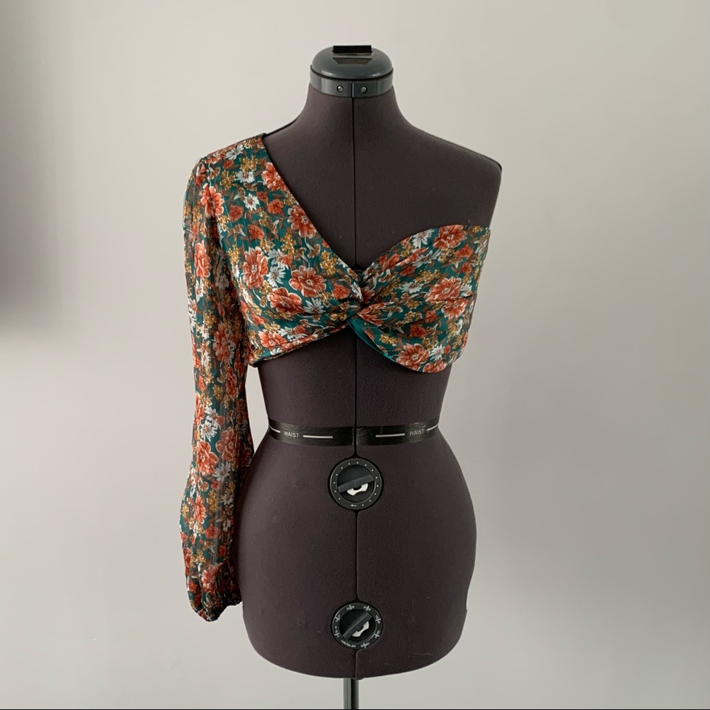 One Shoulder Floral Crop Top